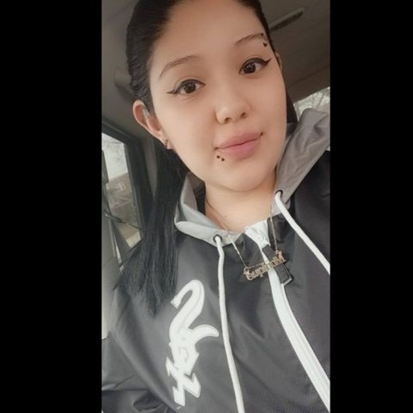 Meet your Posher, Monique - Picture 1 of 1